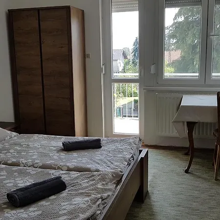 Naperkely Lägenhet Badacsonytomaj